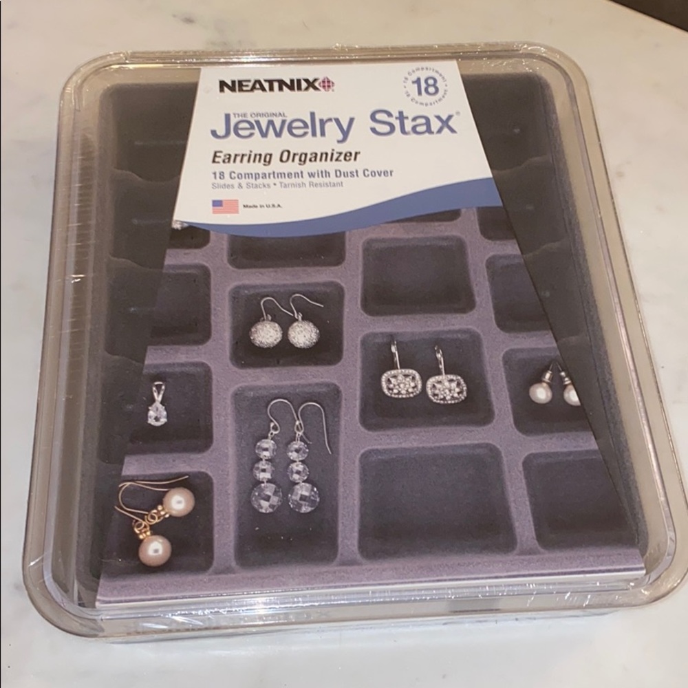 Jewelry organizer